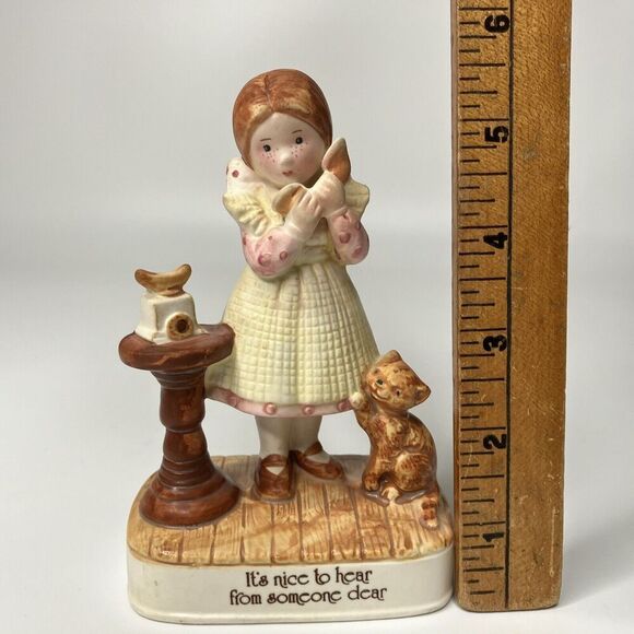 Holly Hobbie Figurine It's Nice to Hear From Someone Dear VTG Yellow Cat Phone - Picture 6 of 6